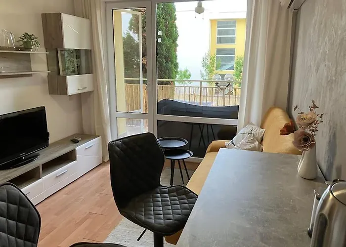 Sea Coast - 17 Pools Included * Święty Włas