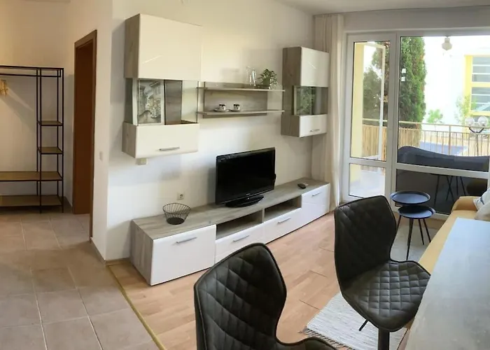 Apartman Sea Coast - 17 Pools Included