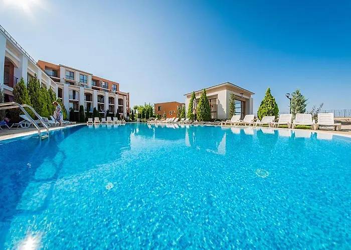 Sea Coast - 17 Pools Included Apartman *